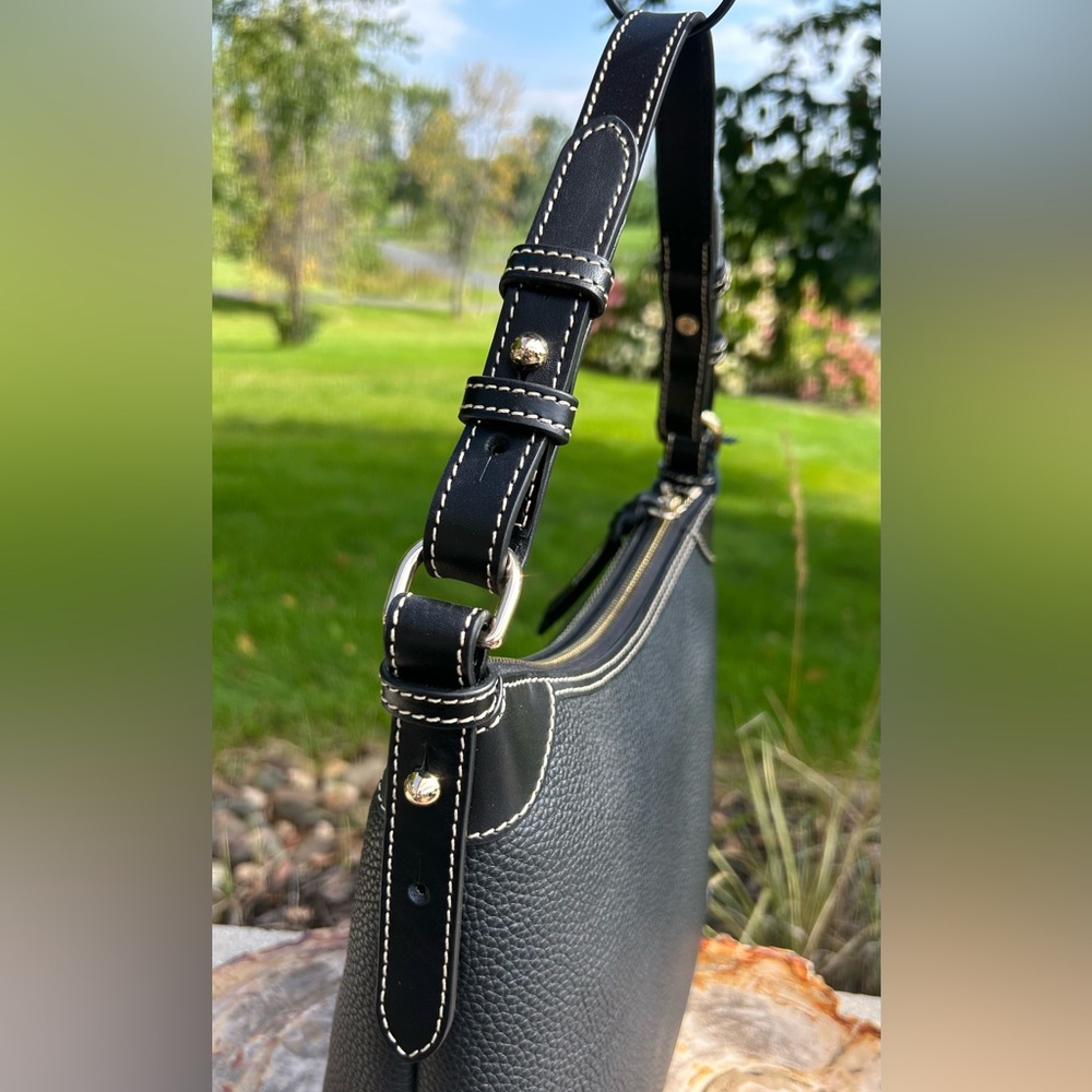 Dooney & Bourke Black Pebble Grain Hobo NWT - Picture 6 of 16